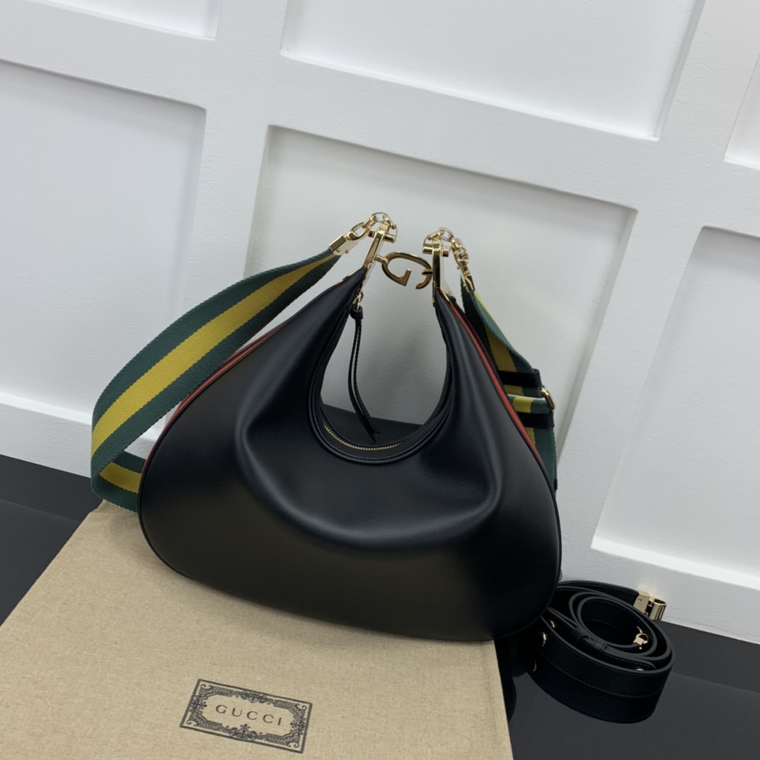 Gucci Hobo Bags